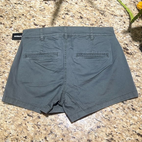 EXPRESS Mid Rise Twill Grey Trouser Shorts 0 - Picture 5 of 8
